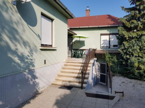 Отель Judita Apartments  Хевиз